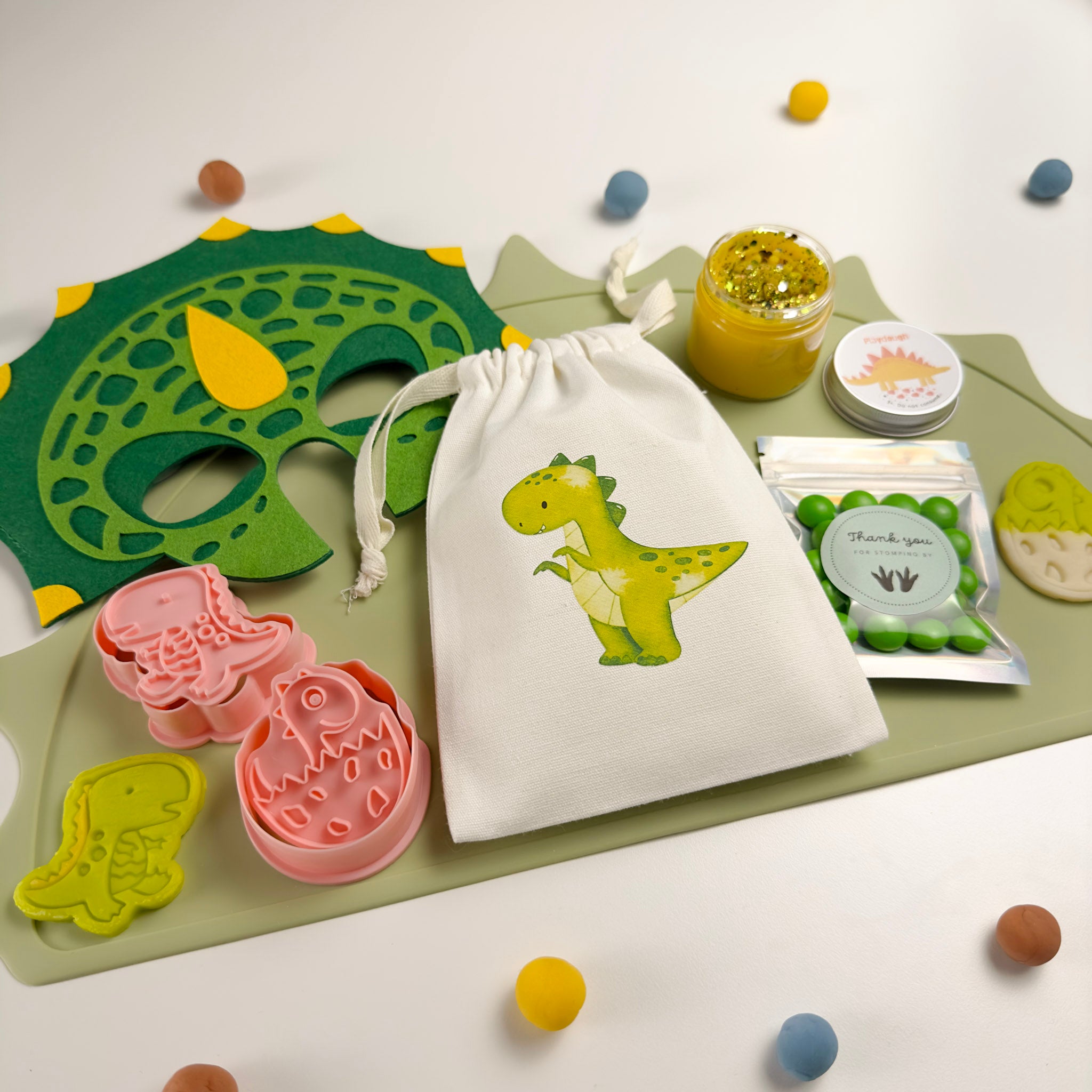 Little Dinosaur Premade Party Bags