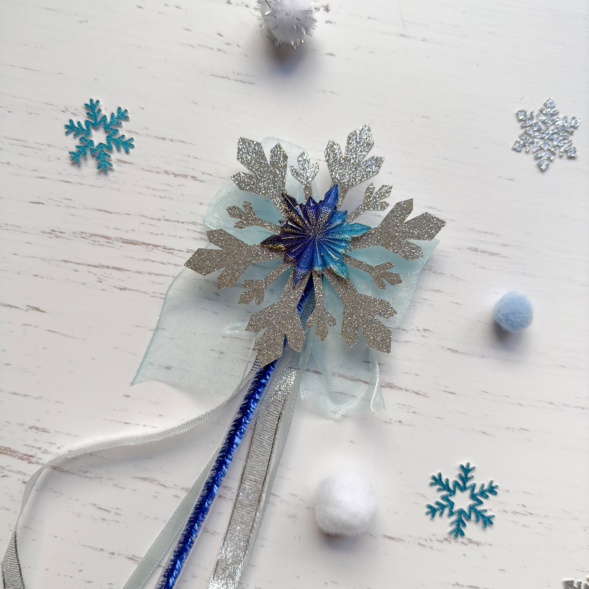 Frozen Snowflake Wand - Blue